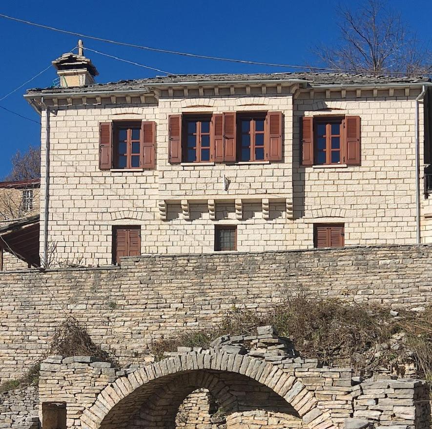 فيلا Βίτσα Πετρόκτιστο Αρχοντικό "Ιόλη" Με Θέα Ζαγόρι المظهر الخارجي الصورة
